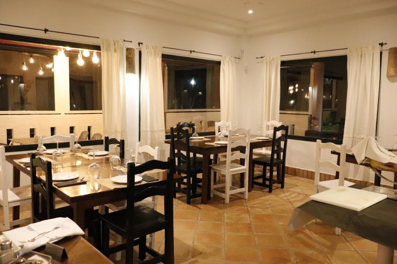 Hostal Restaurante Benalup Golf Ngoại thất bức ảnh